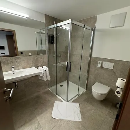 1a Schicklberg Hotel 4*