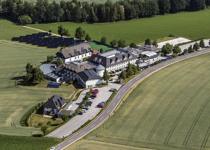 Hotel 1a Schicklberg 4*